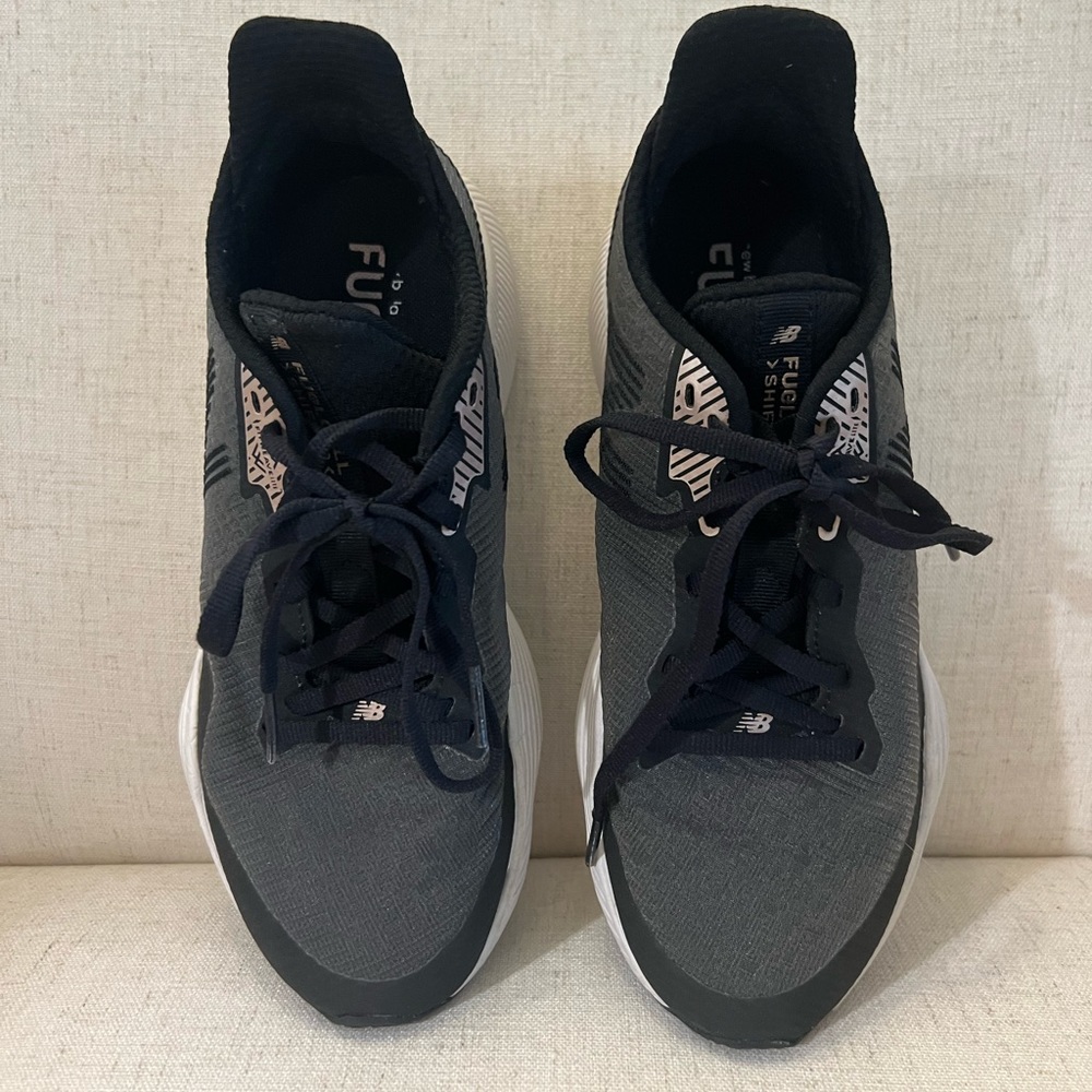 New Balance Women's FuelCell Shift Tr V1 Cross Trainer